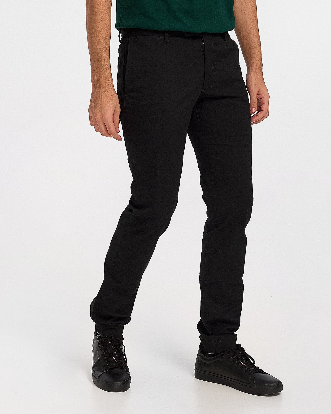 PANTALON CHINO SLIM NEGRO