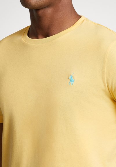 CAMISETA CUSTOM SLIM FIT ALGODON DE PUNTO CORN YELLOW
