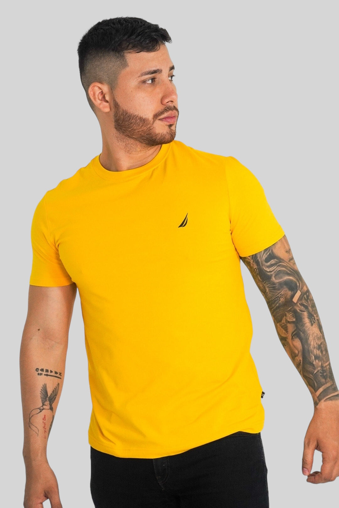 CAMISETA CREWNECK NAUTICA LIGHTNING GOLD