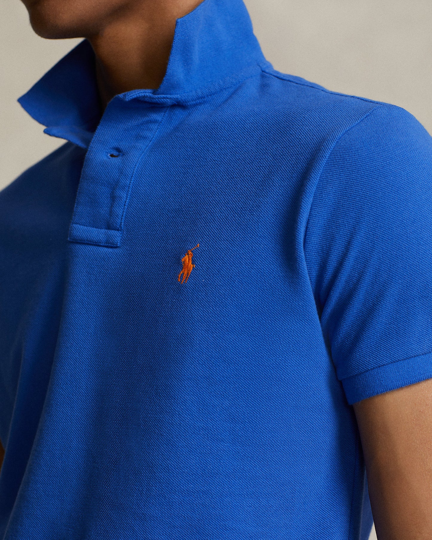 POLO DE PIQUÉ CUSTOM SLIM FIT NEW IRIS BLUE