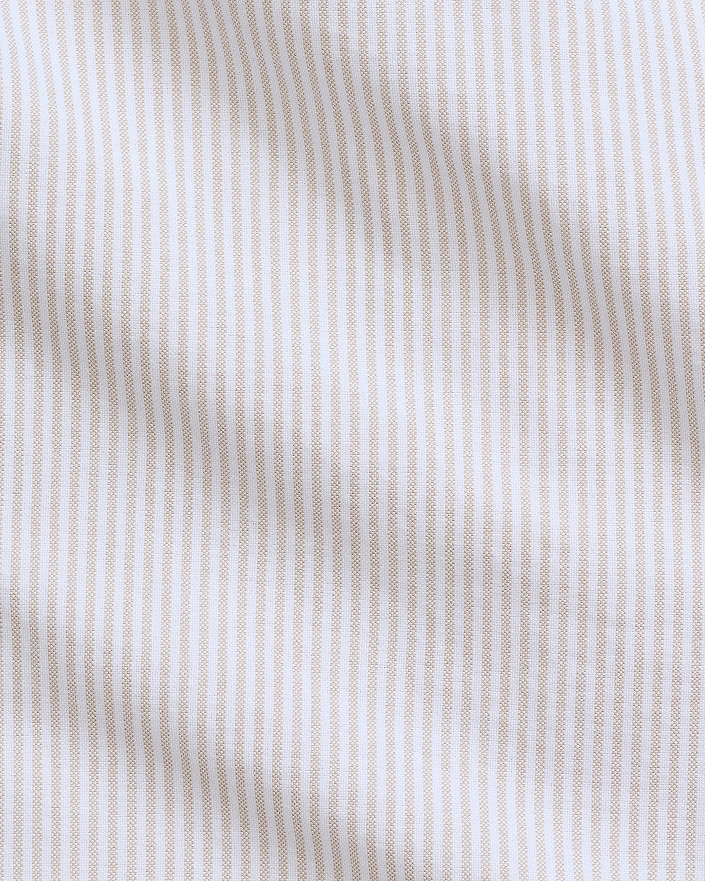 CAMISA CUSTOM FIT COASTAL EN OXFORD BEIGE STRIPED