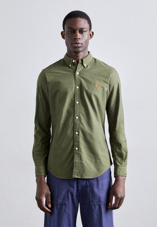 CAMISA OXFORD TEÑIDA EN PRENDA CUSTOM FIT NEW OLIVE