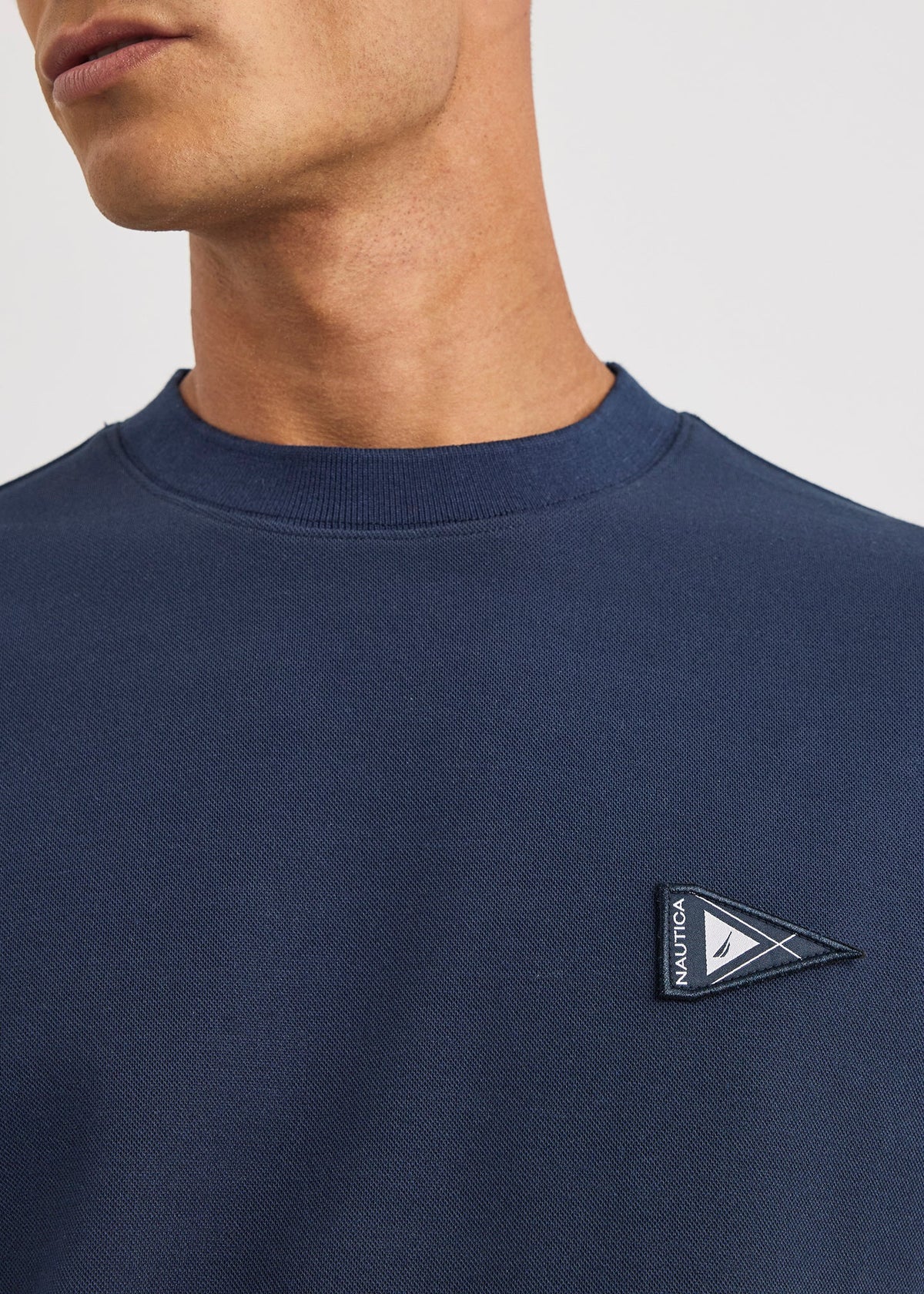 CAMISETA EN PIQUE DE ALGODON CON LOGO
