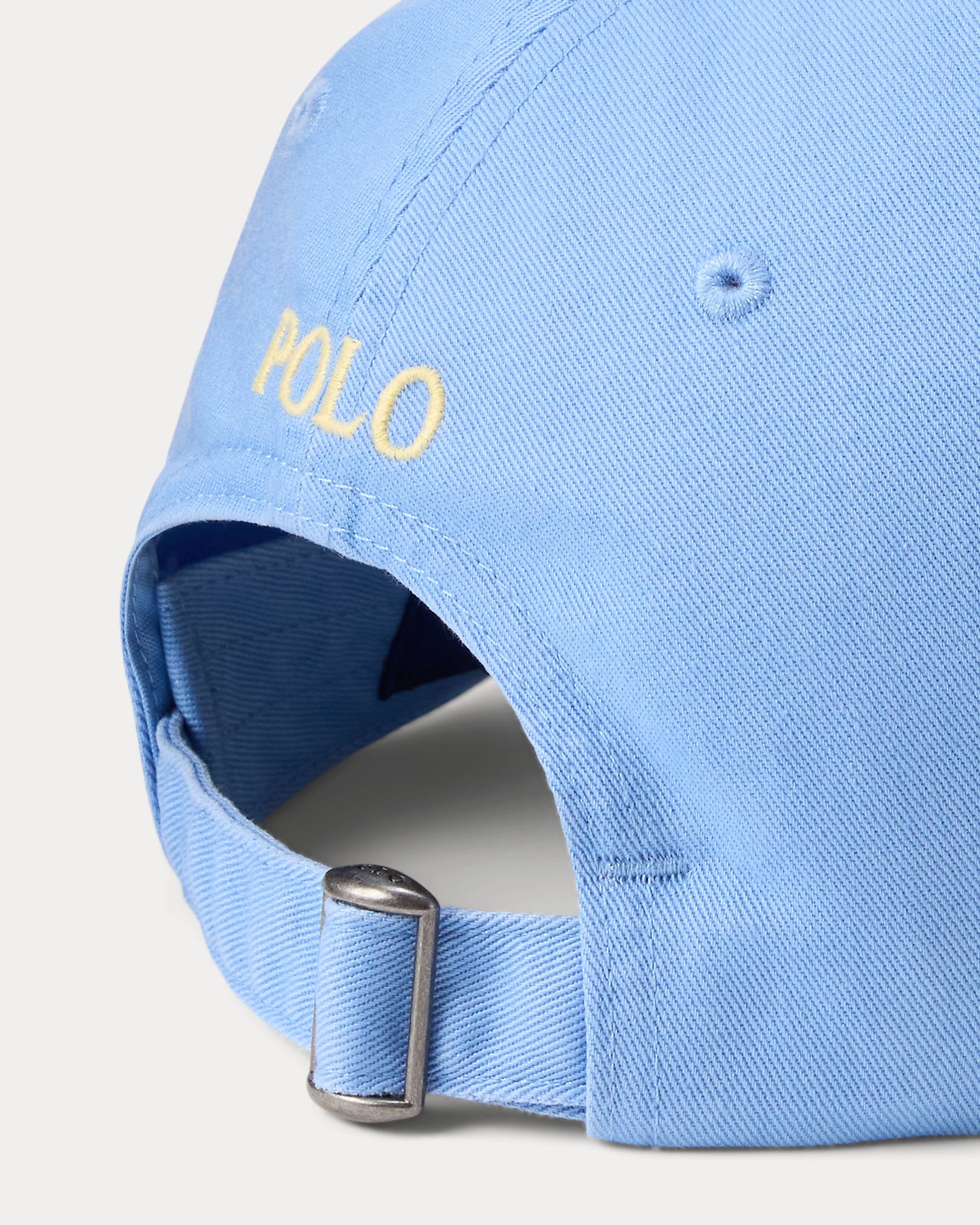 LA ICONICA GORRA DE TELA DE CHINO DE ALGODON BRISTOL BLUE