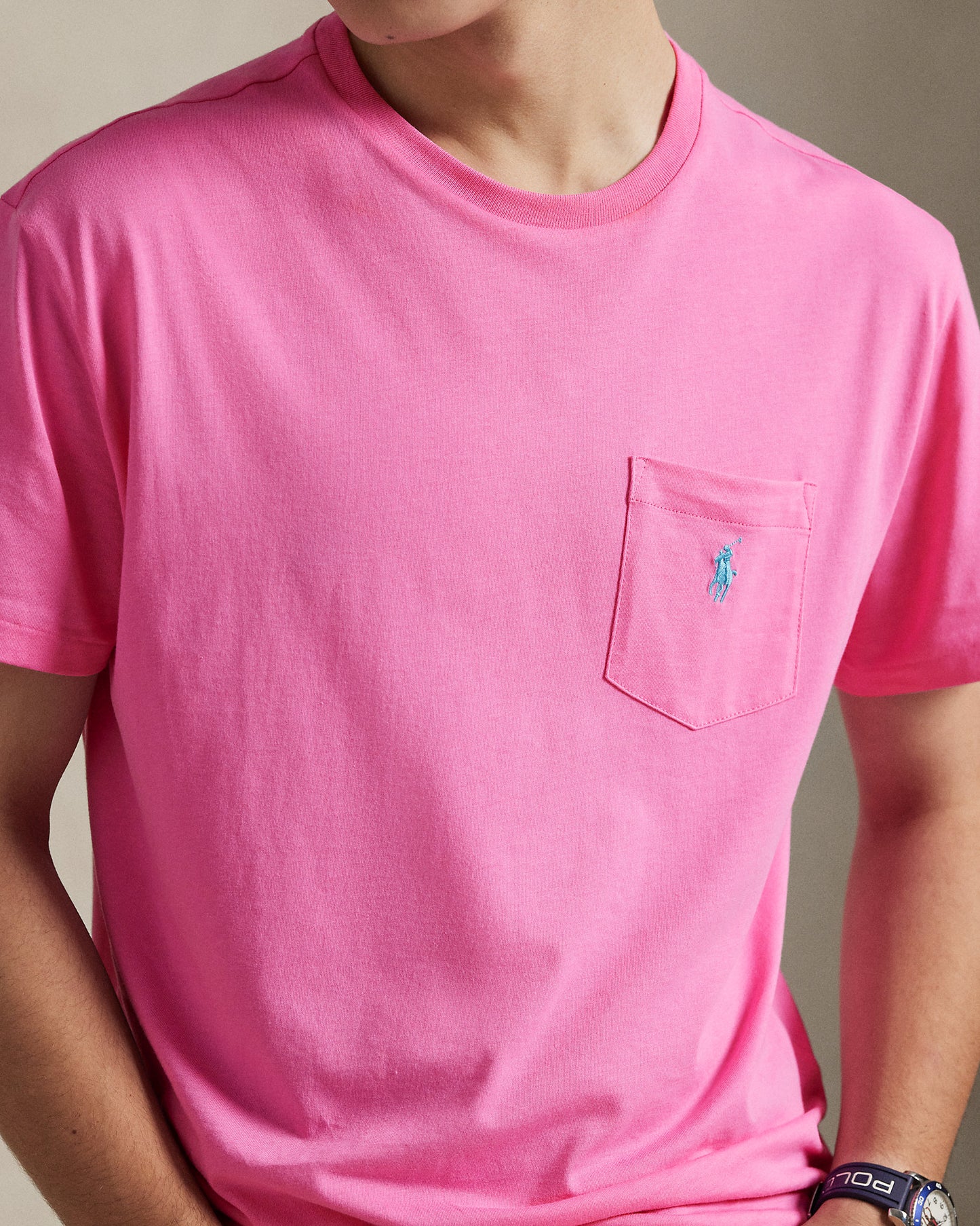 CAMISETA  CUSTOM SLIM FIT ALGODON DE PUNTO BAJA PINK