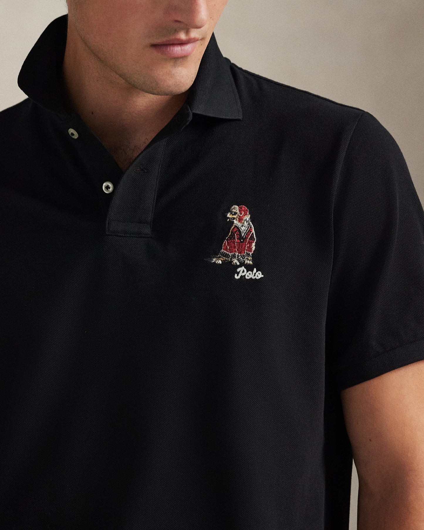 POLO DE PIQUE CUSTOM SLIM CON GOLDEN RETRIEVER BORDADO BLACK