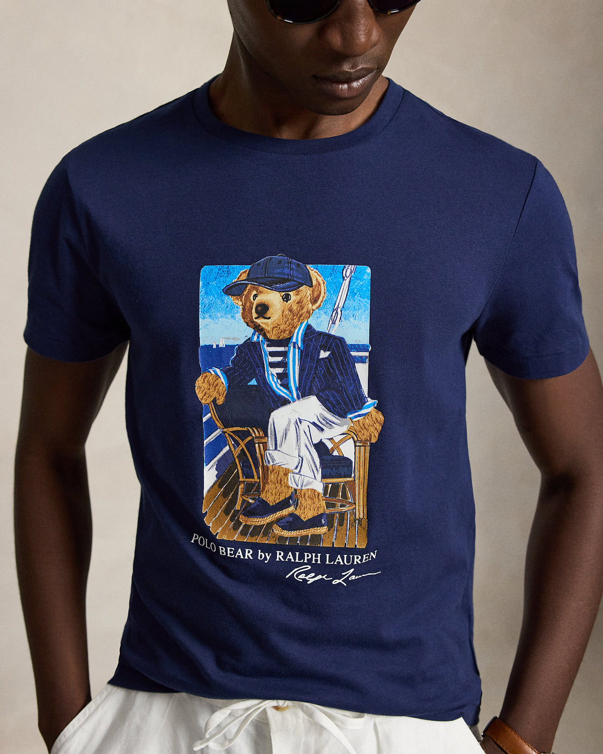 CAMISETA CUSTOM SLIM FIT CON NEWPORT BEAR NAVY